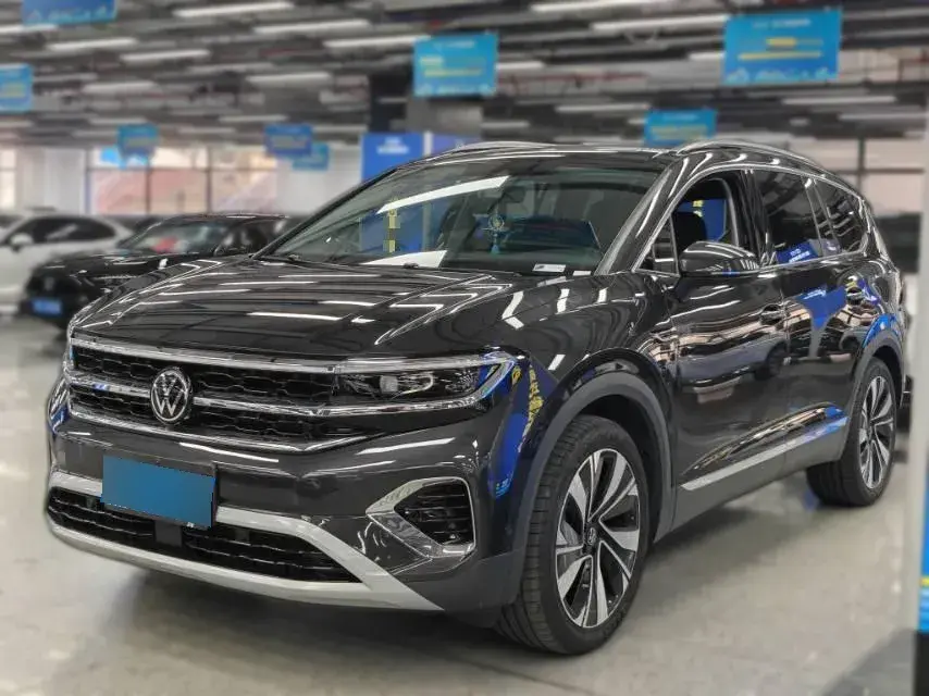 2022 Volkswagen Talagon 2.0T 220HP L4 7DCT