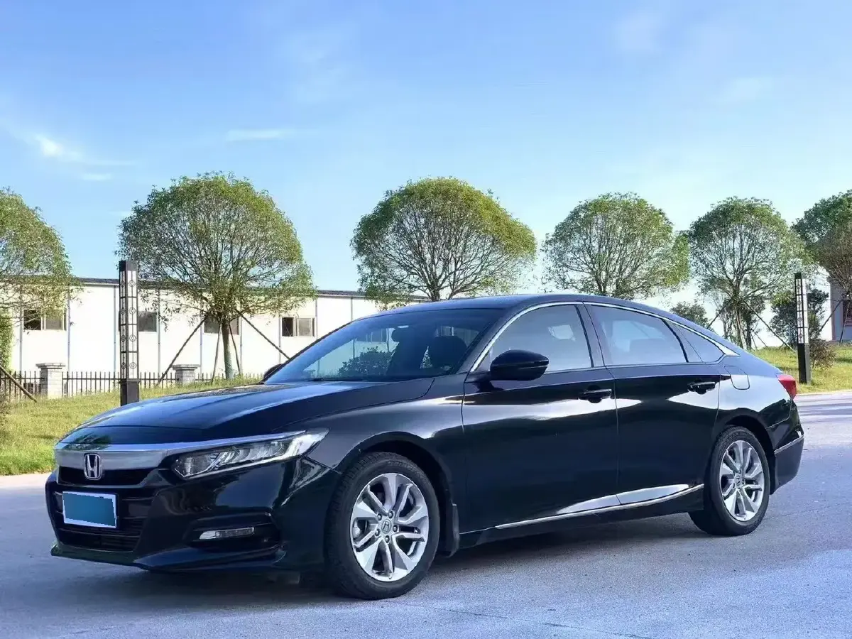 2018 Honda Accord 1.5T 194HP L4 CVT
