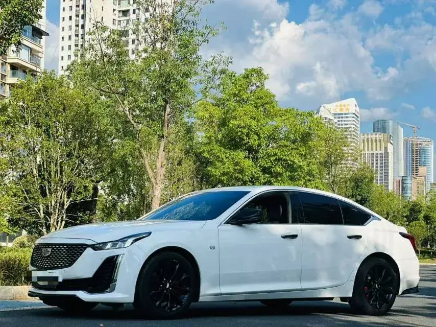 2021 Cadillac CT5 2.0T 237HP L4 10AT