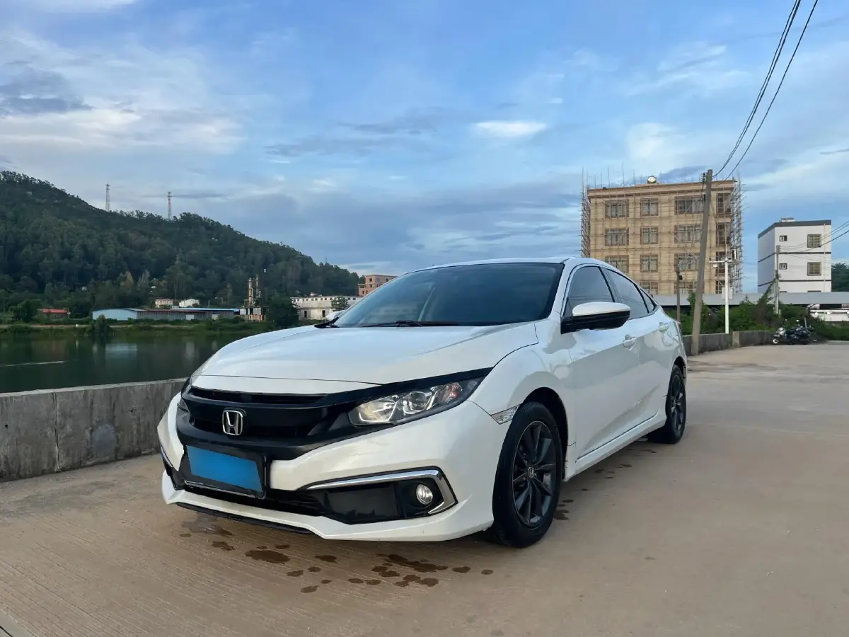 2019 Honda Civic 1.5T 177HP L4 CVT