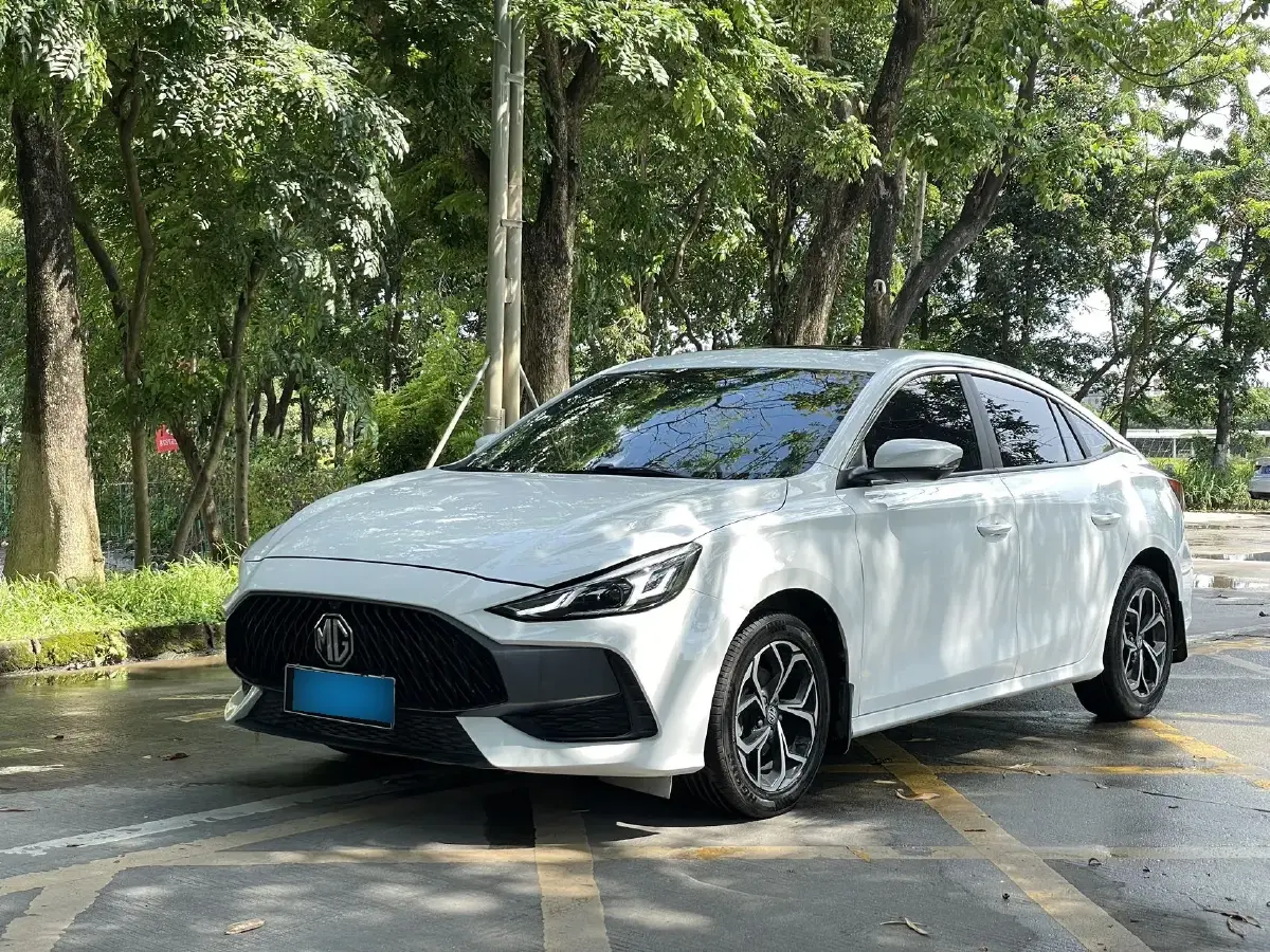 2022 MG 5 1.5L 120HP L4 5MT