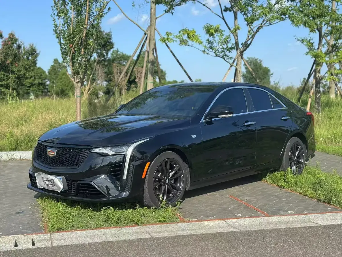 2021 Cadillac CT4 2.0T 237HP L4 8AT