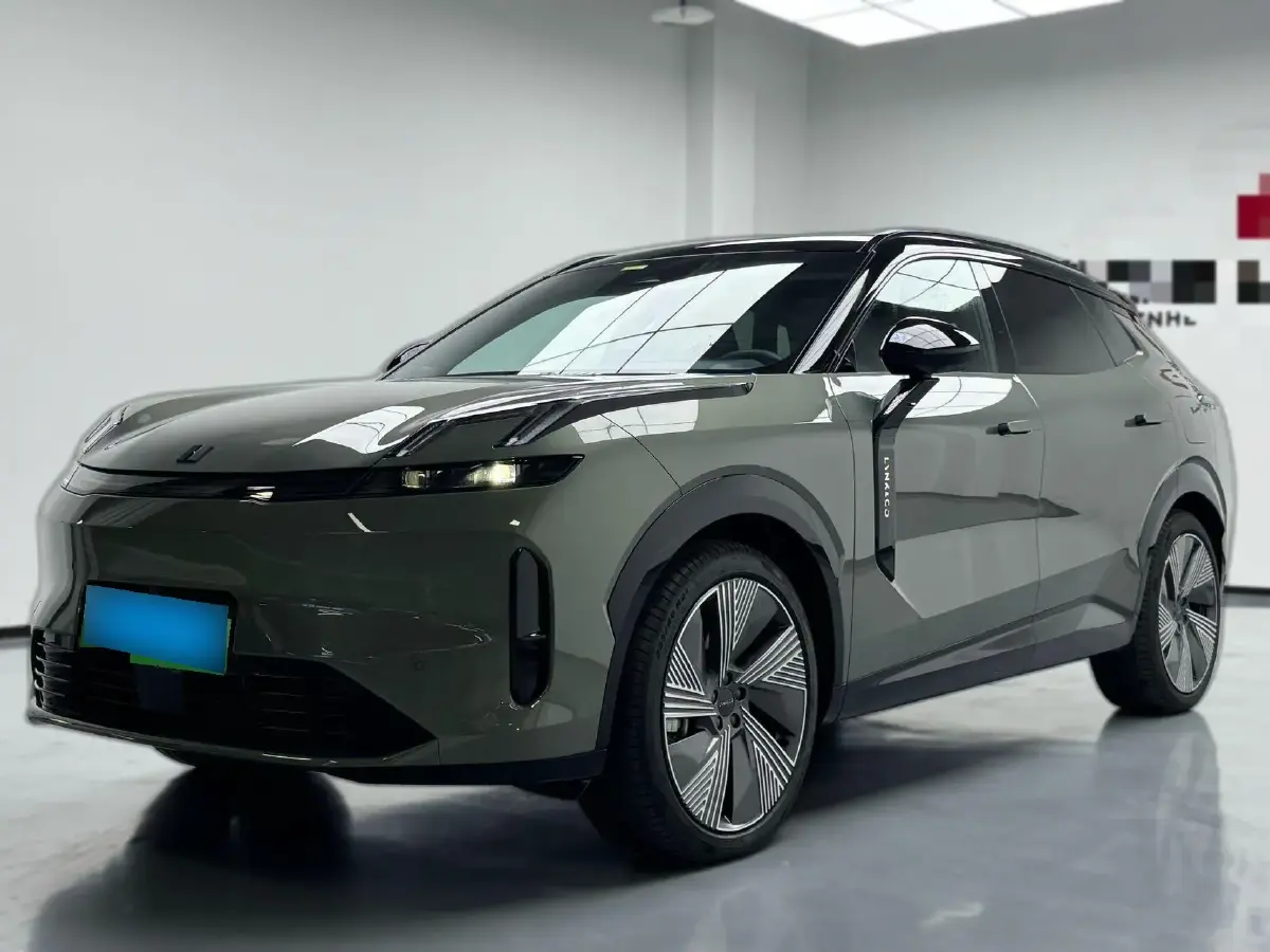 2023 LYNK&CO 08 EM-P 1.5T 163HP L4 3DHT PHEV 39.6KWH