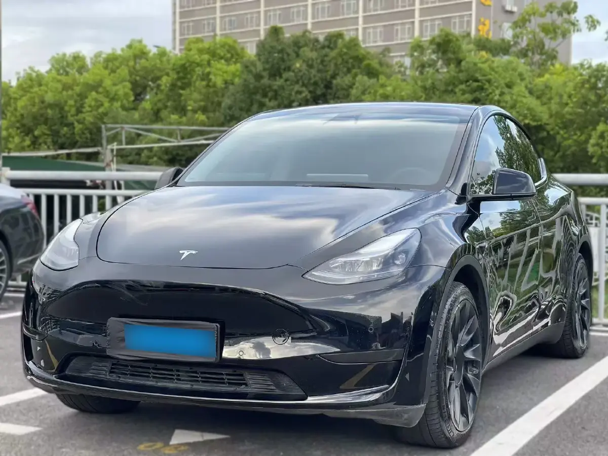 2022 Tesla Model Y BEV 60KWH