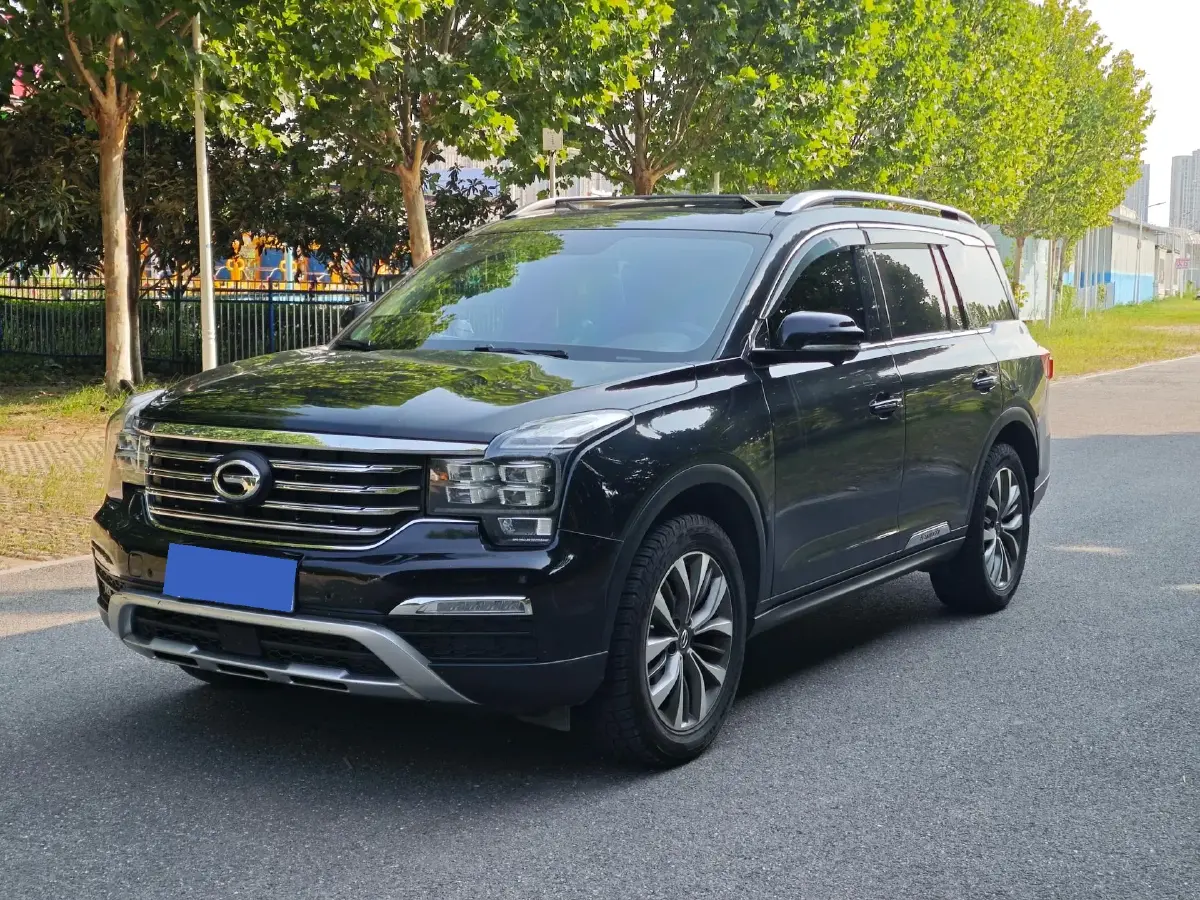 2017 GAC Trumpchi GS8 2.0T 201HP L4 6AT