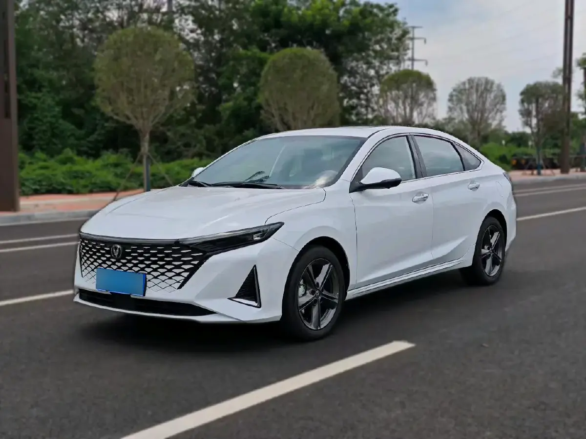 2023 ChangAn Raeton Plus 1.5T 188HP L4 7DCT