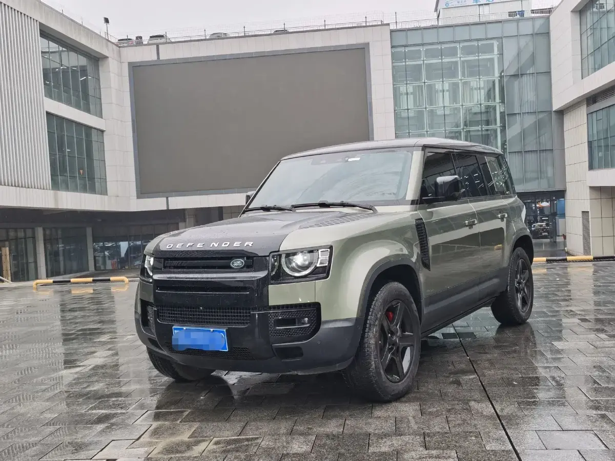 2021 Land Rover Defender 3.0T 400HP L6 8AT