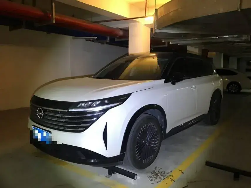 2024 Nissan Pathfinder 2.0T 252HP L4 9AT