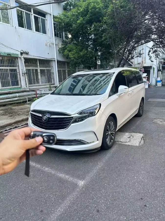 2020 Buick GL8 2.0T 237HP L4 9AT