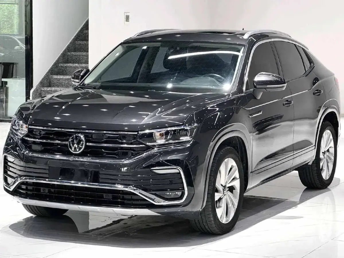 2020 Volkswagen Tayron X 2.0T 186HP L4 7DCT