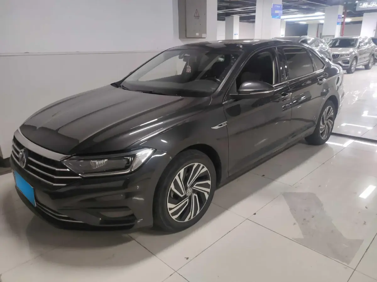 2022 Volkswagen Sagitar 1.4T 150HP L4 7DCT