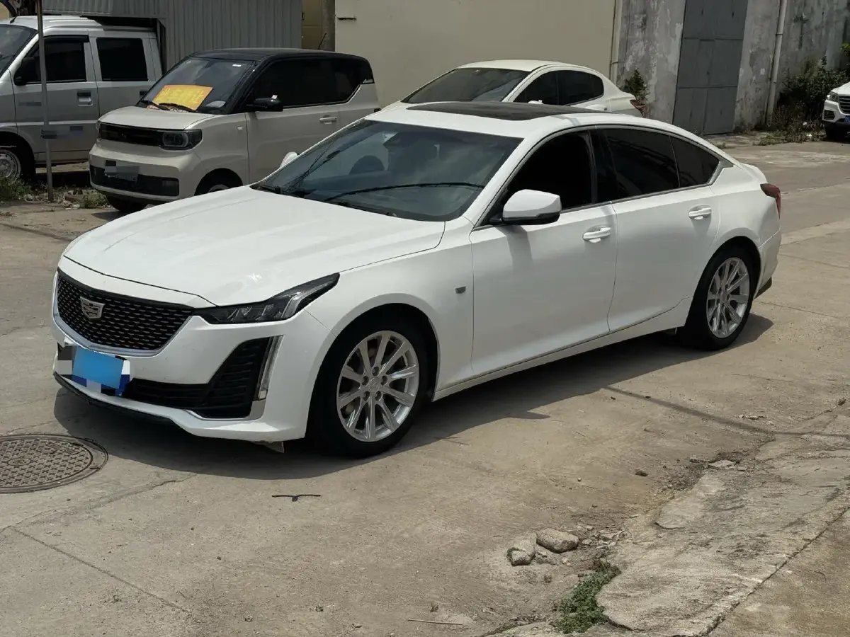 2020 Cadillac CT5 2.0T 241HP L4 10AT