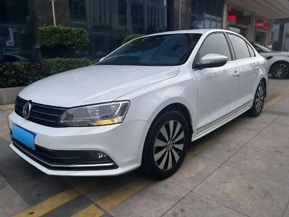 2018 Volkswagen Sagitar 1.6L 110HP L4 6AT
