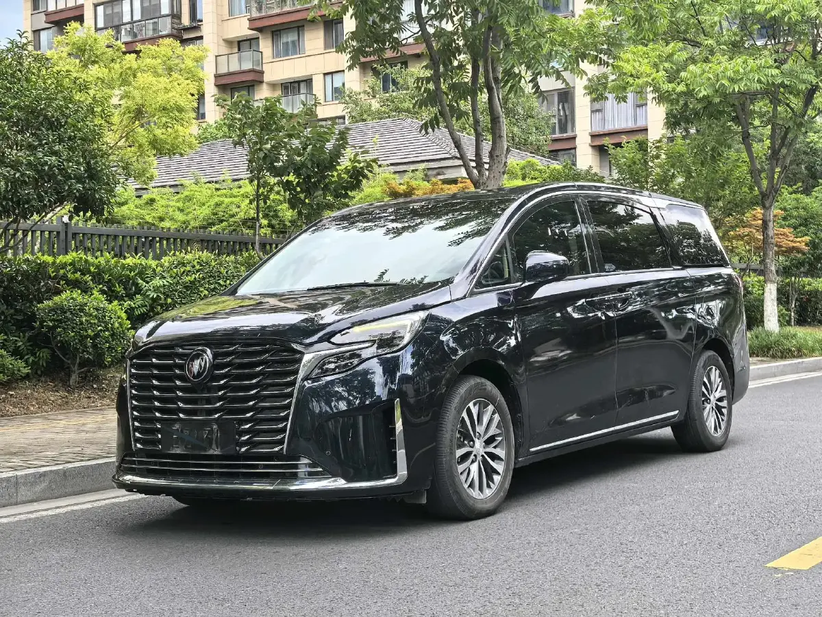 2023 Buick GL8 2.0T 237HP L4 9AT