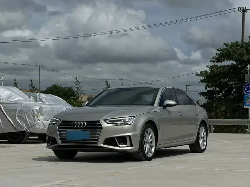 2019 Audi A4L 2.0T 190HP L4 7DCT
