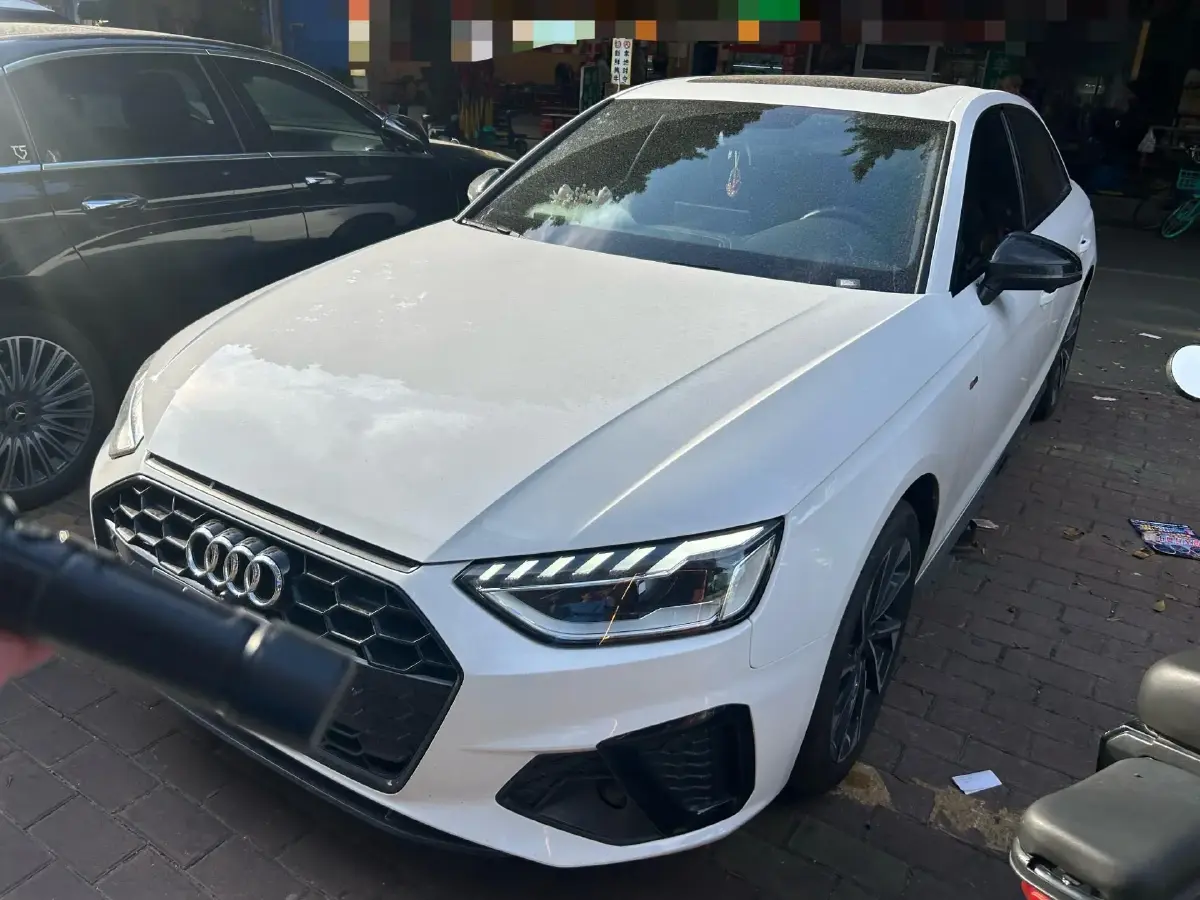 2023 Audi A4L 2.0T 190HP L4 7DCT