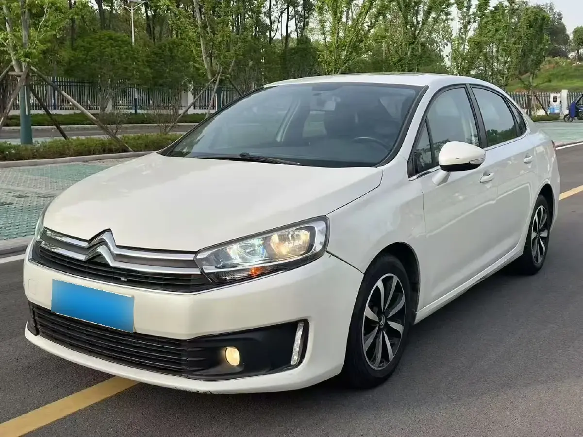 2018 Citroen C4 C-Quatre 1.6L 117HP L4 6AT