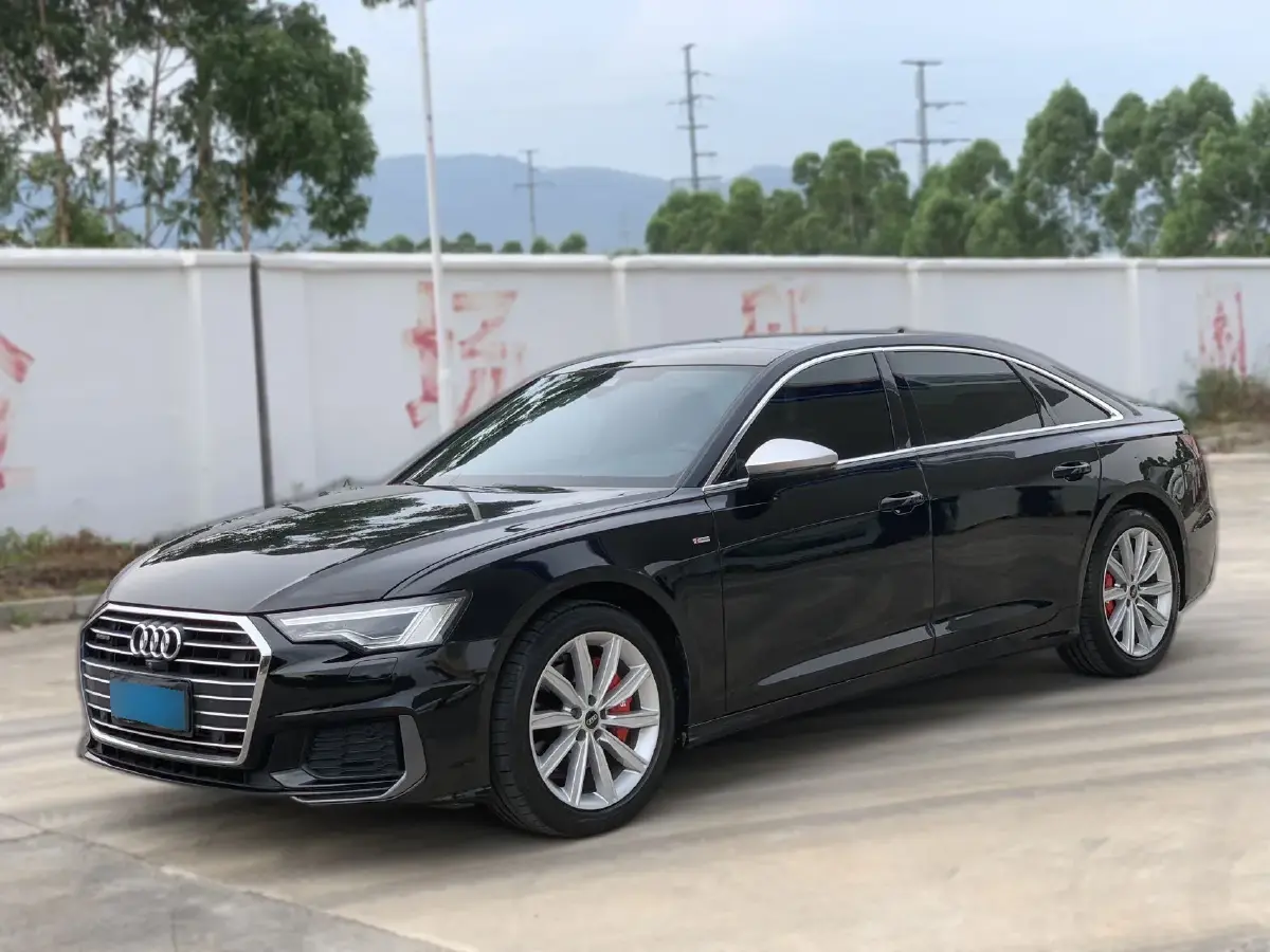 2022 Audi A6L 2.0T 224HP L4 7DCT