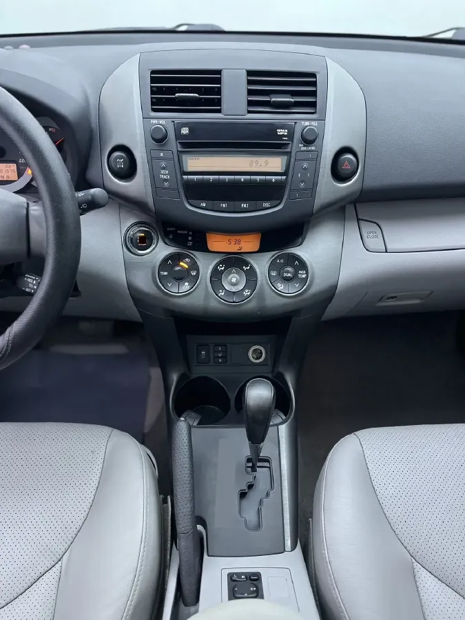 2009 Toyota RAV4 2.0L 150HP L4 4AT,autocango,china used car exporter,china ev exporter,chinese used car exporter,chinese used ev exporter