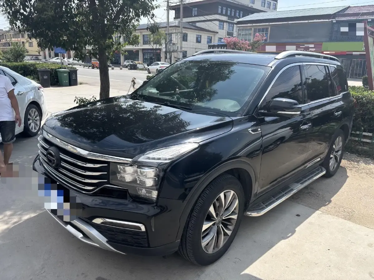 2017 GAC Trumpchi GS8 2.0T 201HP L4 6AT