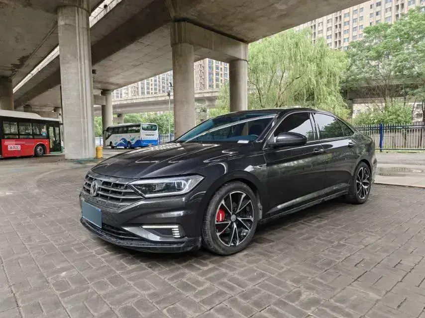 2021 Volkswagen Sagitar 1.4T 150HP L4 7DCT