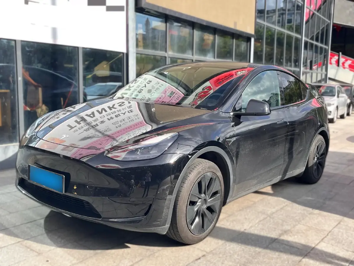 2023 Tesla Model Y BEV 60KWH