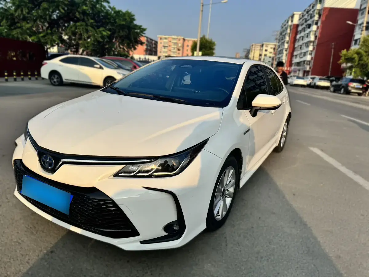 2023 Toyota Corolla 1.8L 98HP L4 E-CVT Hybrid