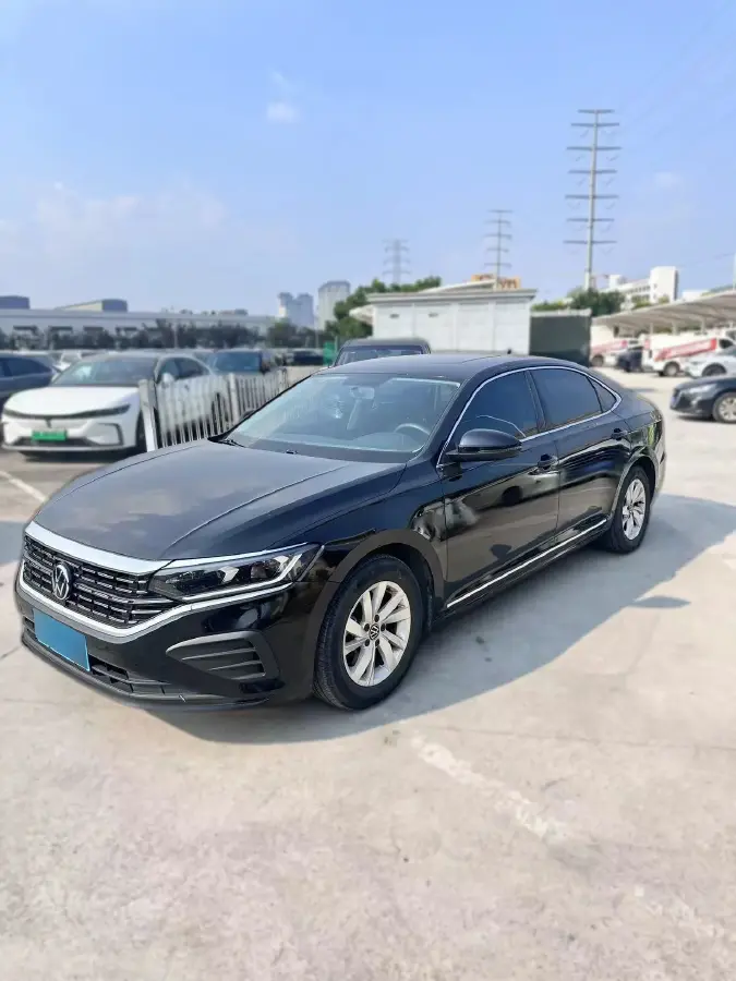 2022 Volkswagen Passat 1.4T 150HP L4 7DCT