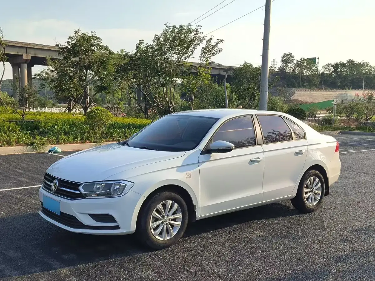 2018 Volkswagen Bora 1.5L 110HP L4 5MT