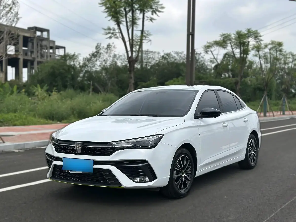 2021 Roewe i5 1.5L 120HP L4 CVT