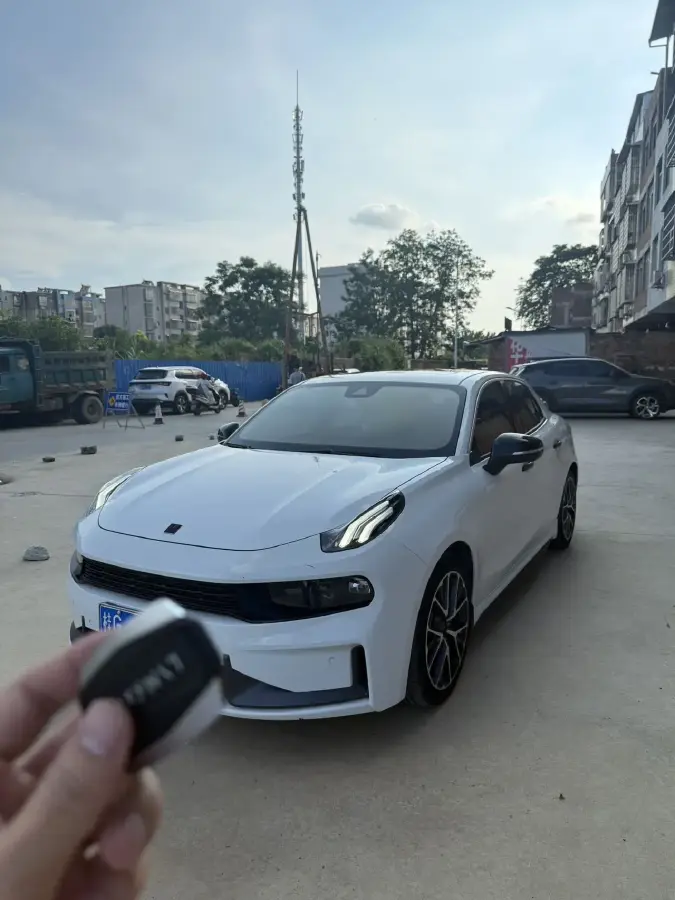 2022 LYNK&CO 03 2.0T 190HP L4 7DCT