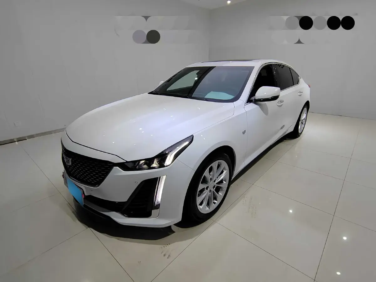 2022 Cadillac CT5 2.0T 237HP L4 10AT
