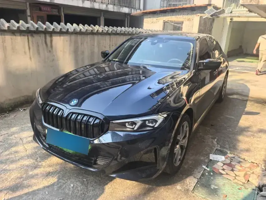 2024 BMW i3 BEV 70KWH