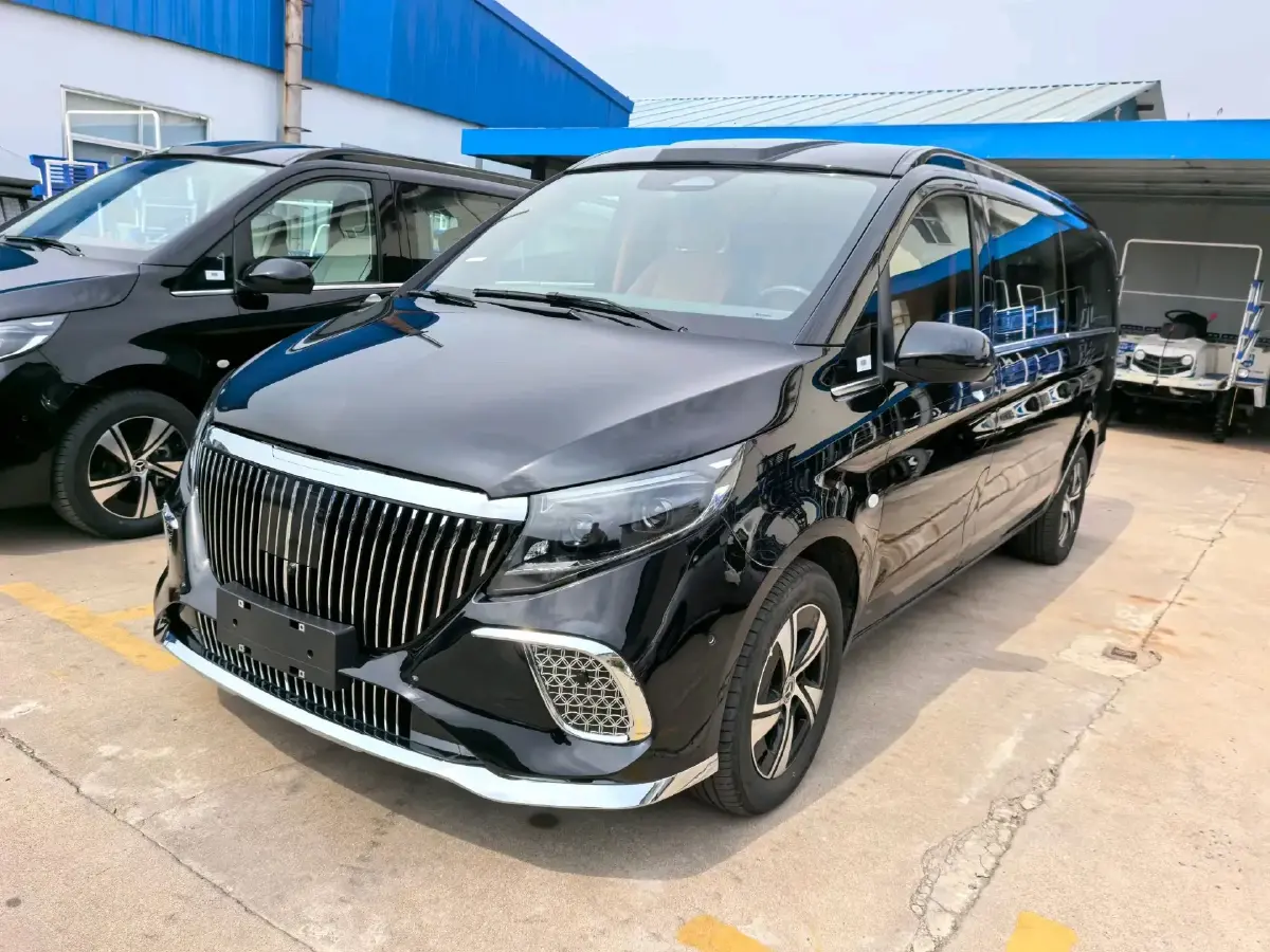 2023 Mercedes-Benz Vito 2.0T 211HP L4 9AT