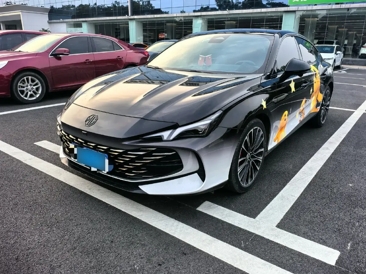 2023 MG 7 2.0T 261HP L4 9AT