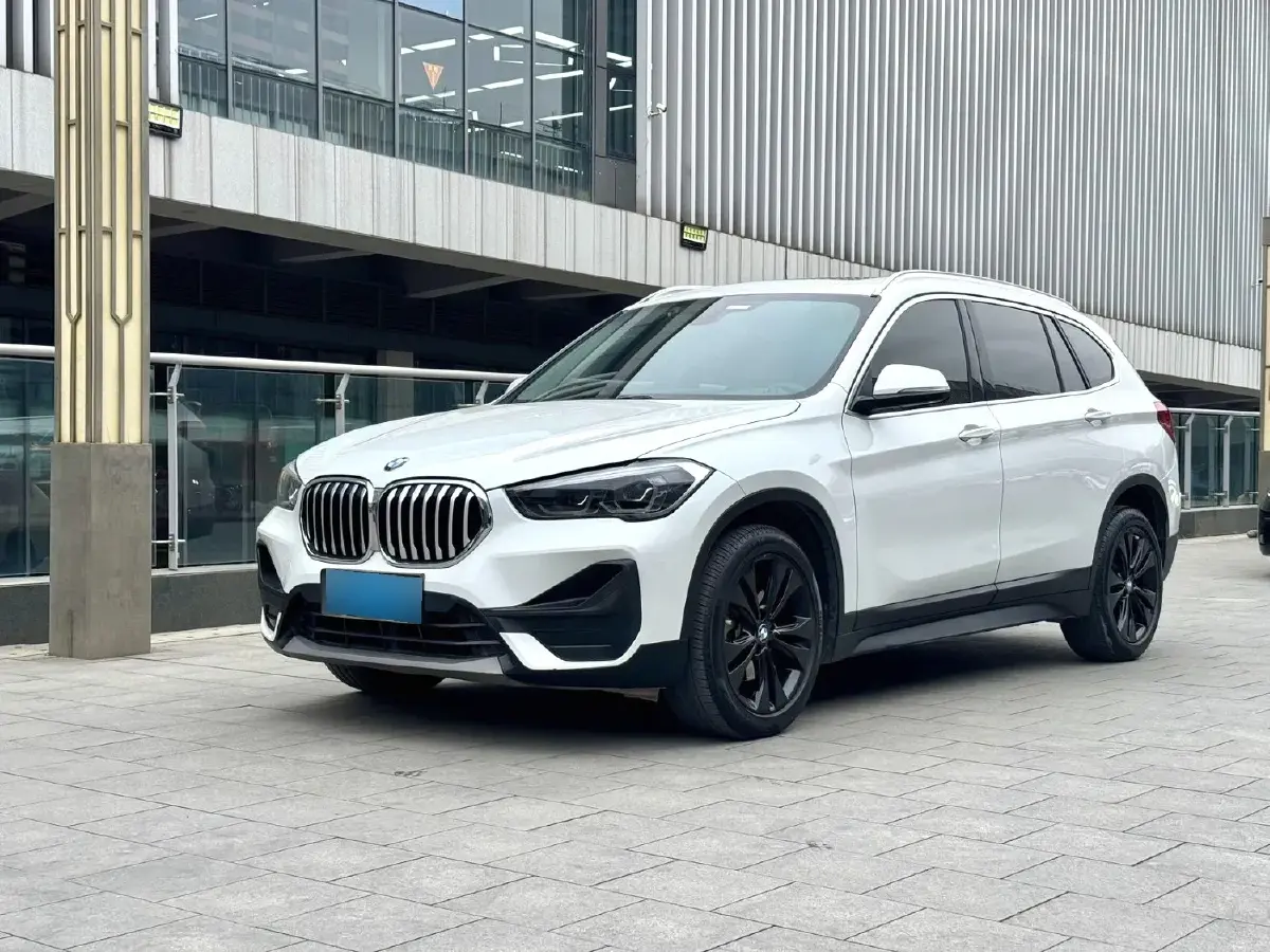 2022 BMW X1 1.5T 140HP L3 7DCT