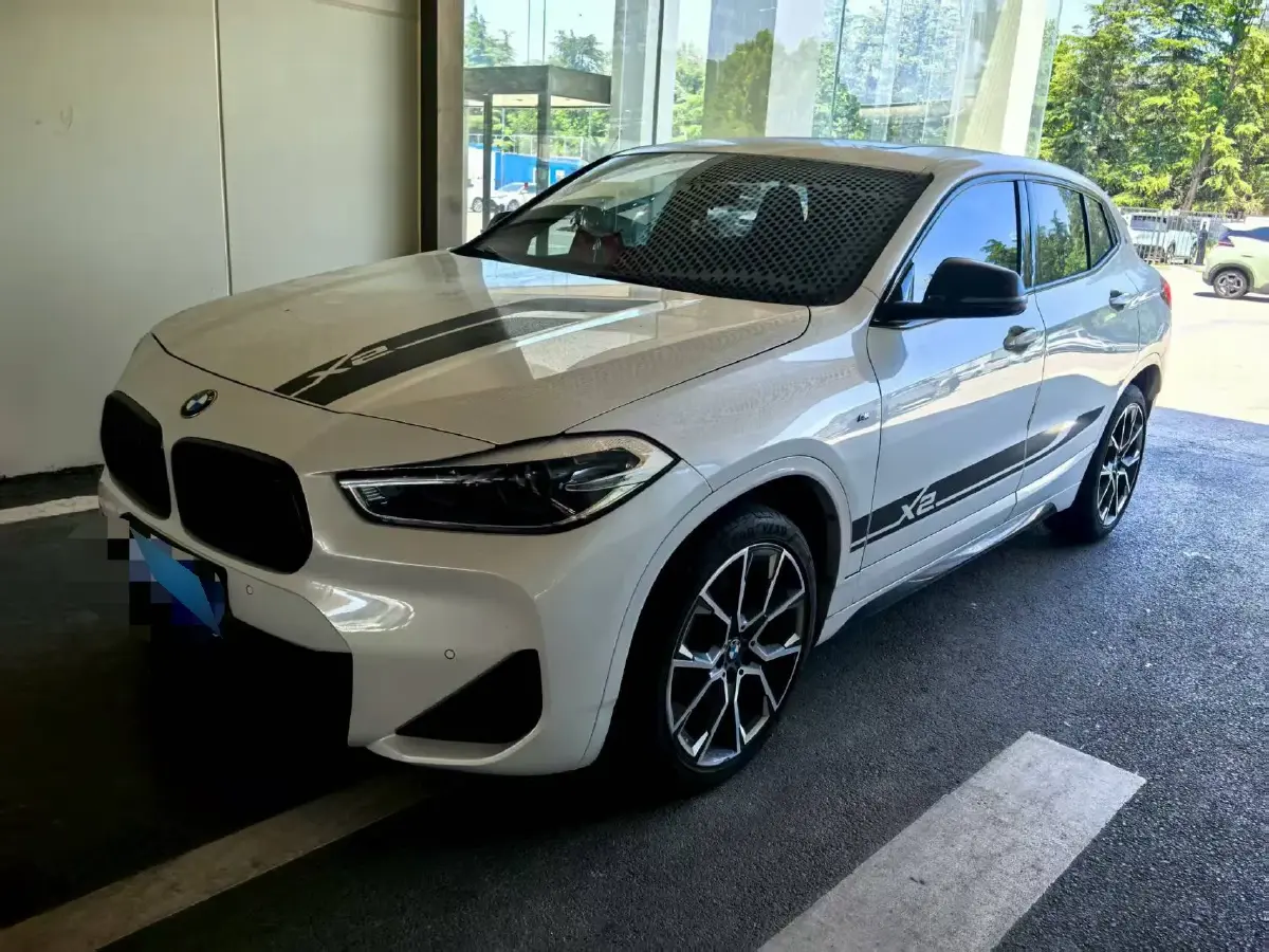 2022 BMW X2 2.0T 192HP L4 7DCT