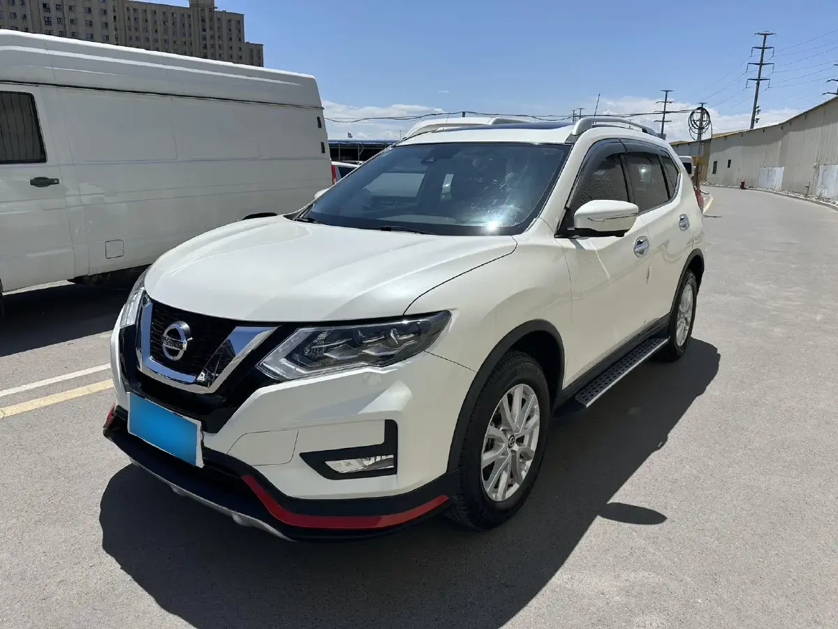 2020 Nissan X-Trail 2.0L 154HP L4 CVT