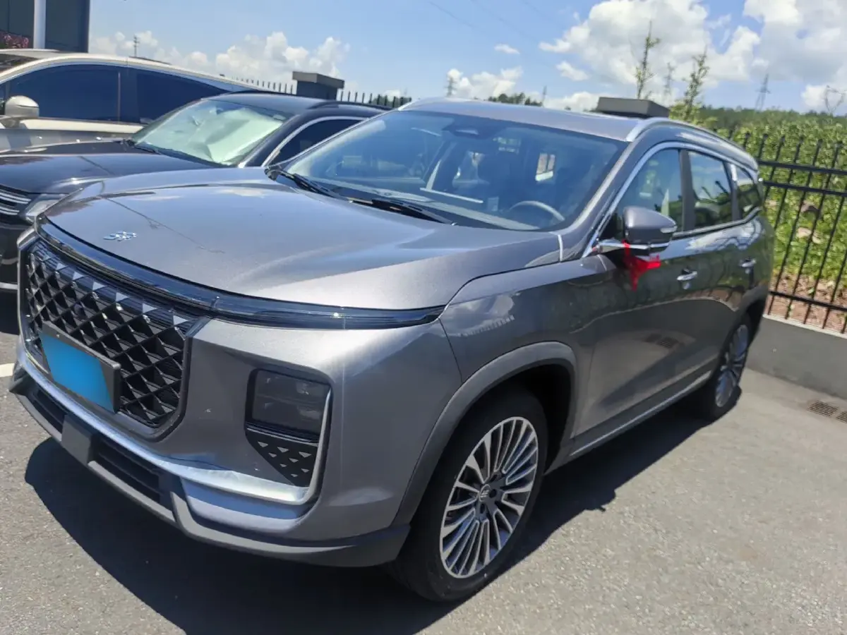 2025 Jetour X90 C-DM 1.5T 156HP L4 2DHT PHEV