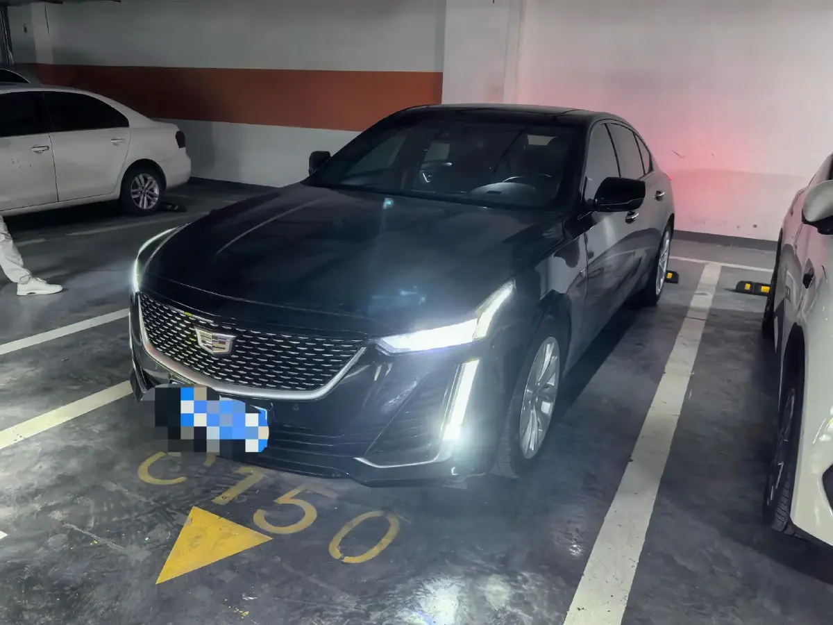 2021 Cadillac CT5 2.0T 237HP L4 10AT