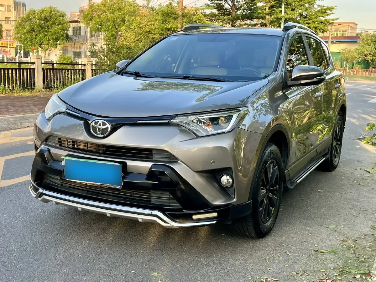 2018 Toyota RAV4 2.0L 151HP L4 CVT