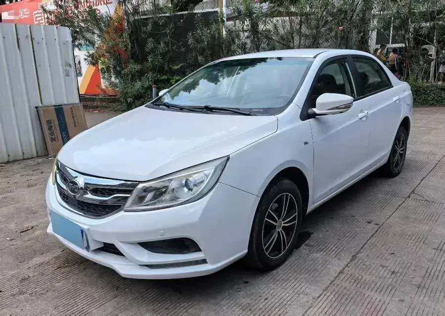2016 BYD SuRui 1.5L 109HP L4 5MT