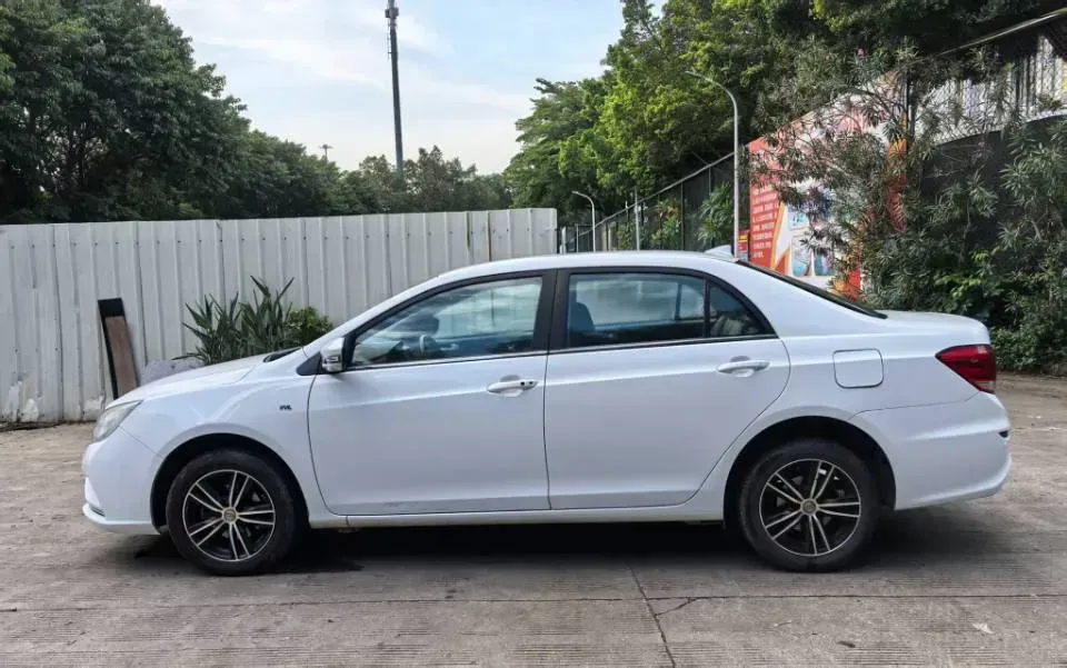 2016 BYD SuRui 1.5L 109HP L4 5MT,autocango,china used car exporter,china ev exporter,chinese used car exporter,chinese used ev exporter