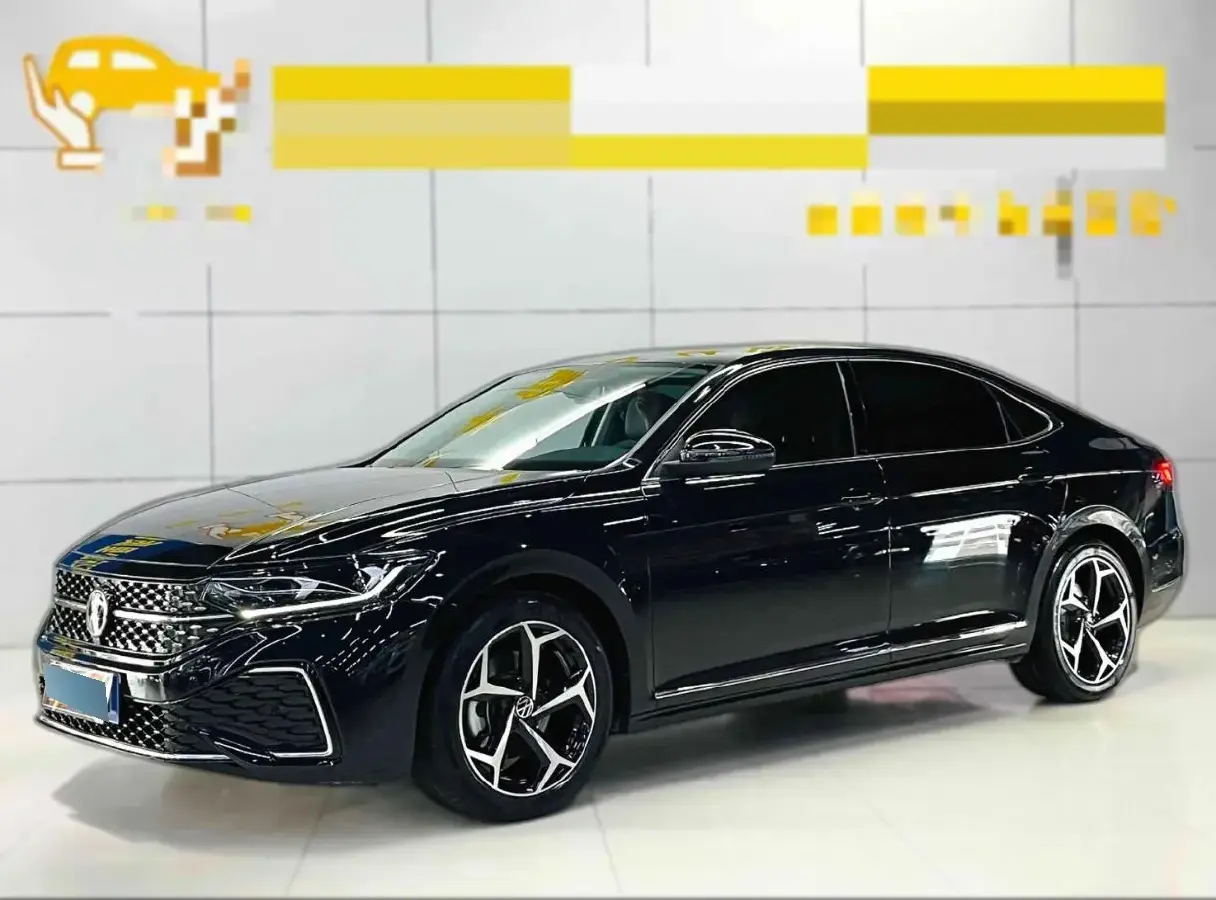 2024 Volkswagen Passat 2.0T 186HP L4 7DCT