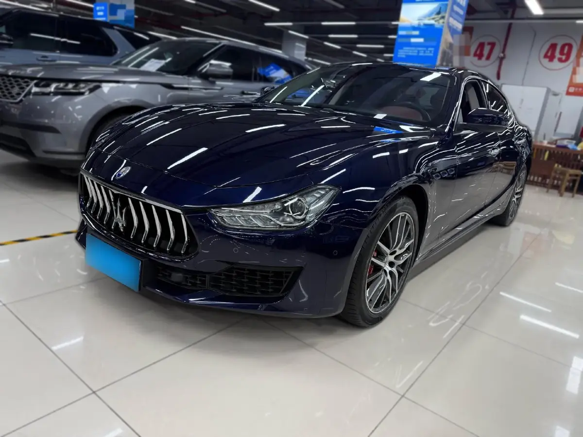 2021 Maserati Ghibli 2.0T 330HP L4 8AT