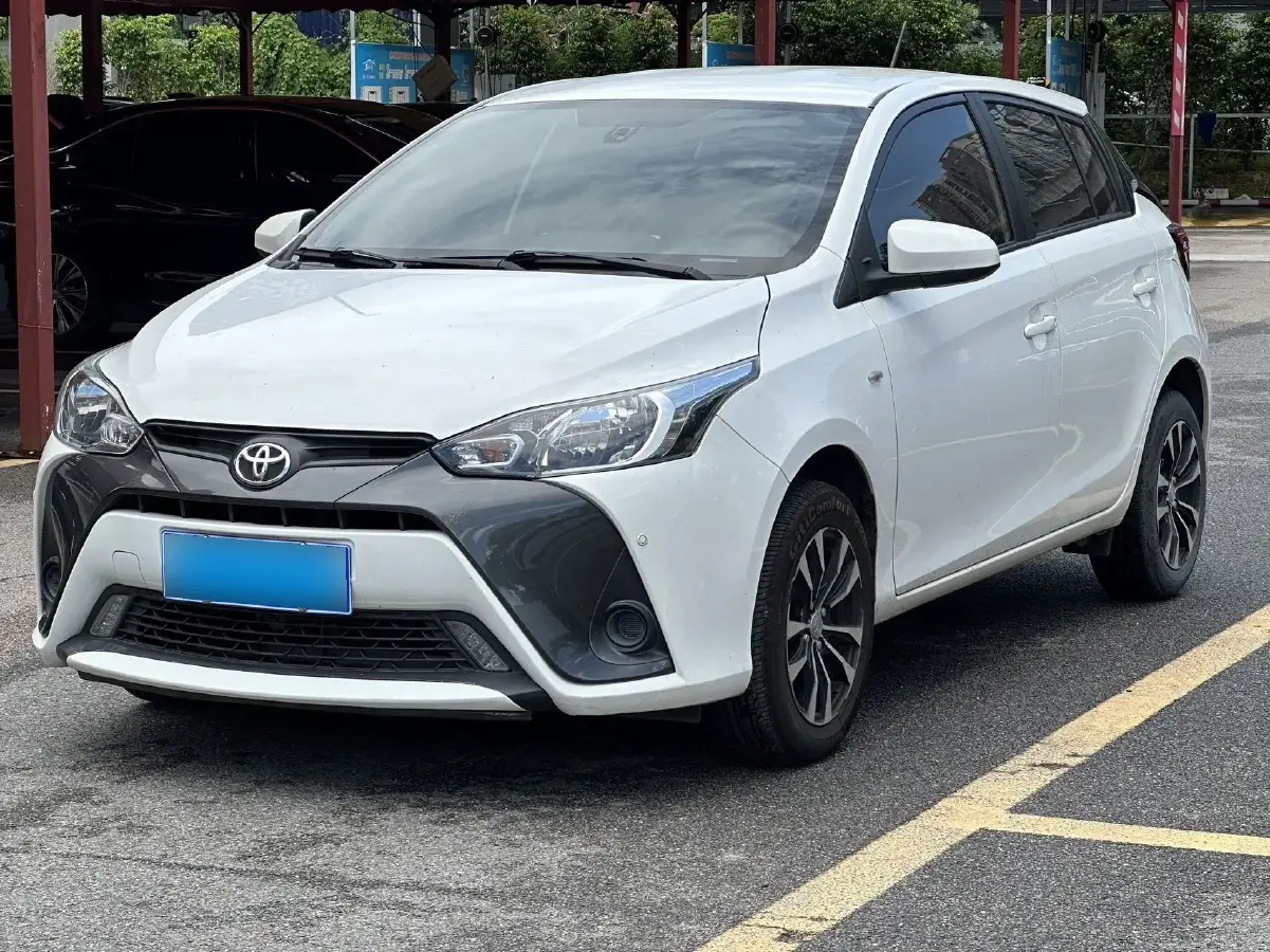 2019 Toyota Yaris L 1.5L 110HP L4 CVT