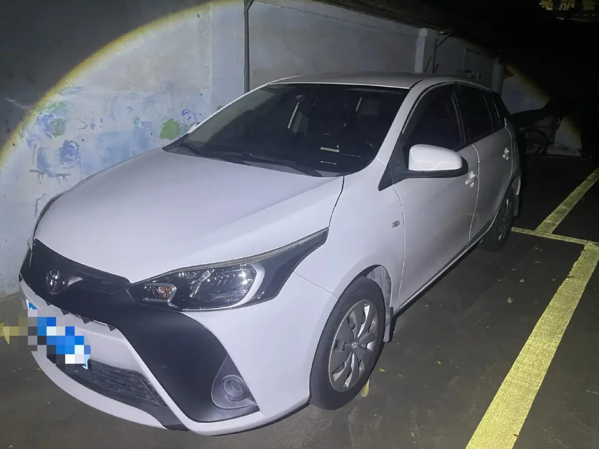2016 Toyota Yaris L 1.5L 107HP L4 CVT