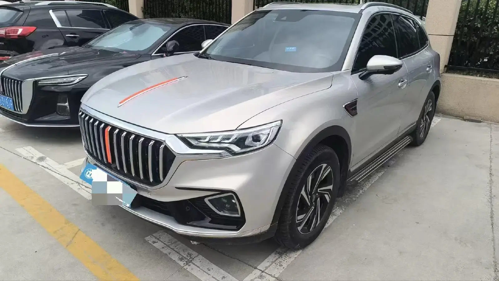 2022 HongQi HS5 2.0T 224HP L4 6AT