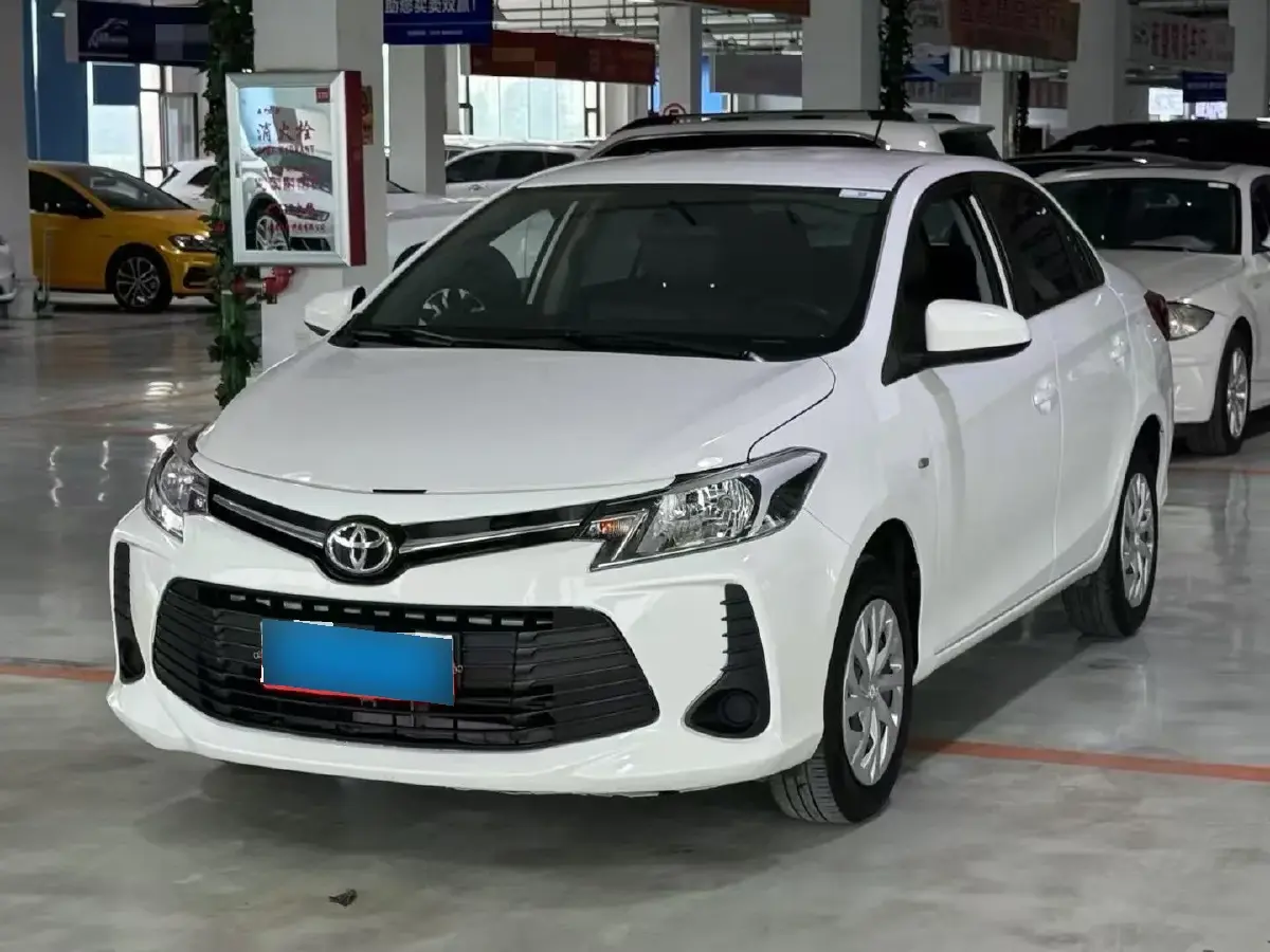 2022 Toyota Vios 1.5L 112HP L4 CVT