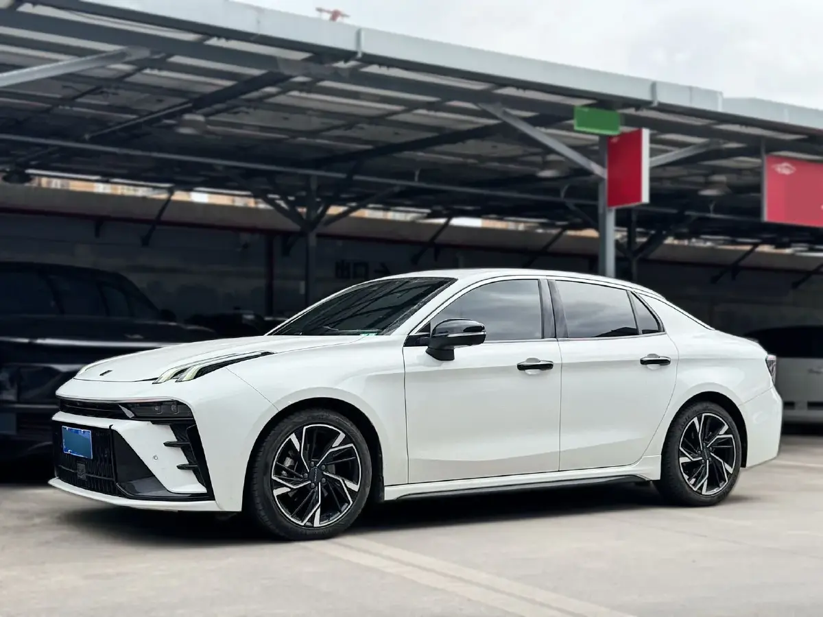 2023 LYNK&CO 03 1.5T 181HP L4 7DCT